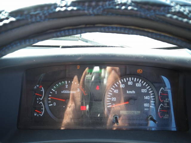 いすゞフォワードクレーン5段増トン（6t・8t）[写真39]