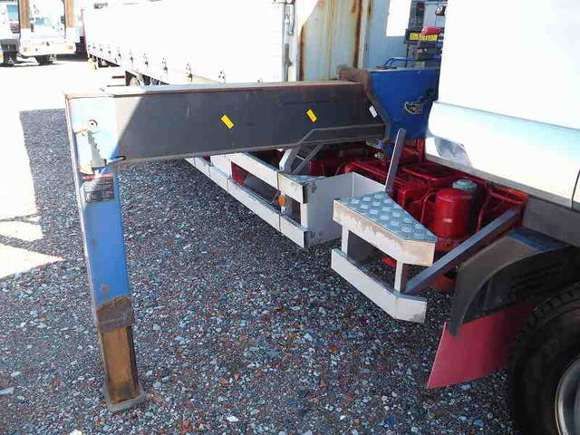 いすゞフォワードクレーン5段増トン（6t・8t）[写真07]