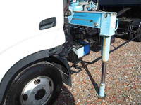 日野デュトロセーフティクレーン3段小型（2t・3t）[写真12]