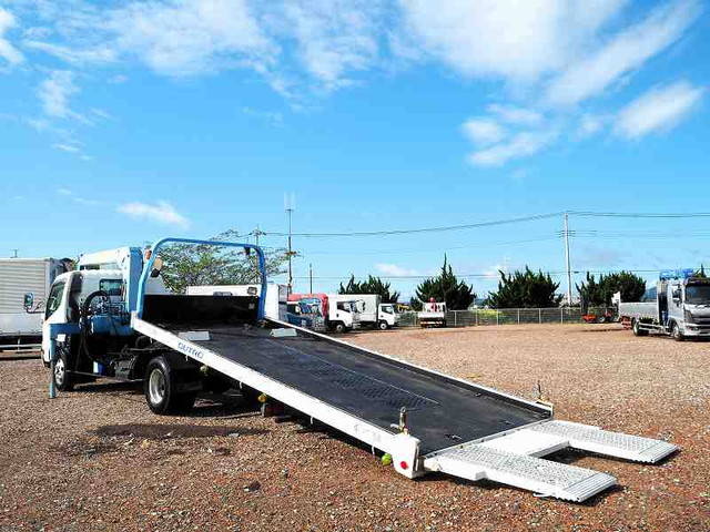 日野デュトロセーフティクレーン3段小型（2t・3t）[写真02]