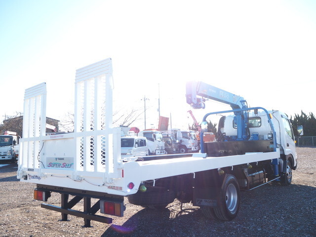 日野デュトロセーフティクレーン3段小型（2t・3t）[写真02]