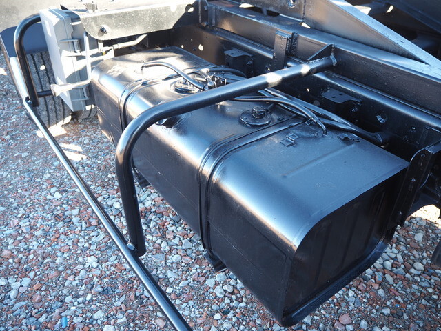 日野デュトロセーフティクレーン3段小型（2t・3t）[写真26]