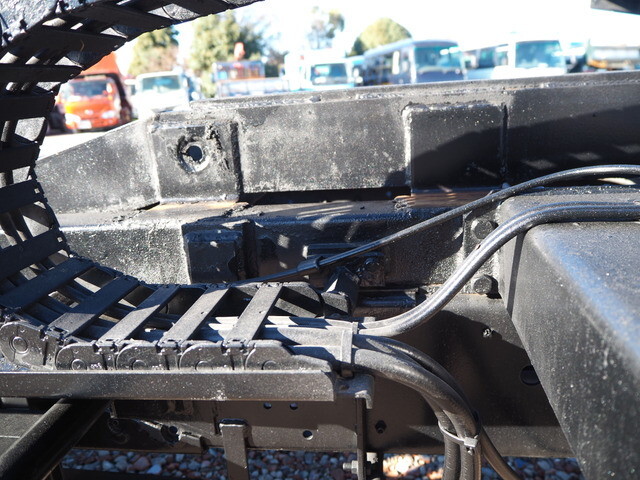 日野デュトロセーフティクレーン3段小型（2t・3t）[写真28]