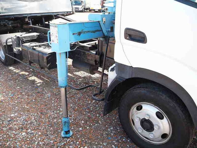 日野デュトロセーフティクレーン3段小型（2t・3t）[写真08]