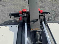 三菱ふそうスーパーグレートコンテナ専用車大型（10t）[写真13]