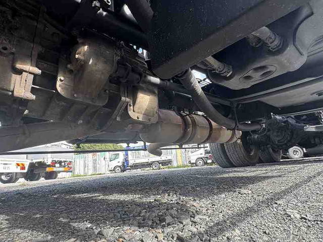 三菱ふそうスーパーグレートコンテナ専用車大型（10t）[写真27]