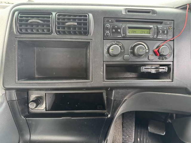 三菱ふそうスーパーグレートコンテナ専用車大型（10t）[写真32]