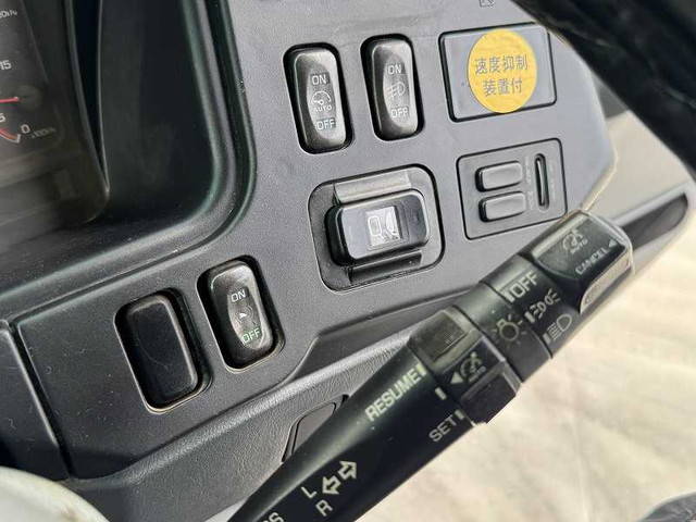 三菱ふそうスーパーグレートコンテナ専用車大型（10t）[写真40]