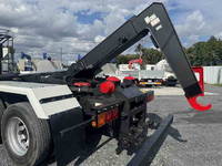 三菱ふそうスーパーグレートコンテナ専用車大型（10t）[写真10]