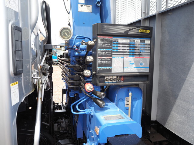 日野レンジャークレーン4段中型（4t）[写真16]