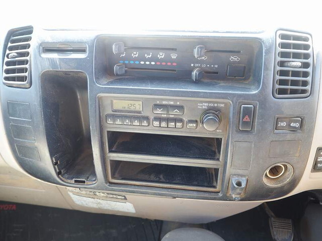 トヨタダイナ深ダンプ（土砂禁ダンプ）小型（2t・3t）[写真38]