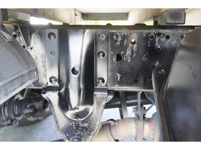 いすゞエルフ平ボディ小型（2t・3t）[写真26]