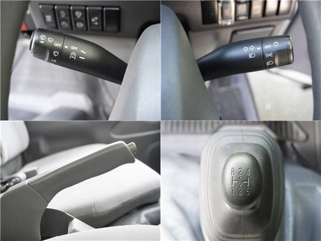 いすゞエルフ平ボディ小型（2t・3t）[写真32]