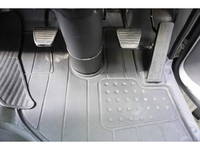 いすゞエルフ平ボディ小型（2t・3t）[写真34]