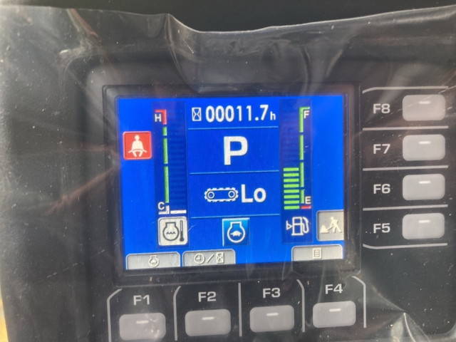 コマツミニユンボ（ミニバックホー）[写真16]