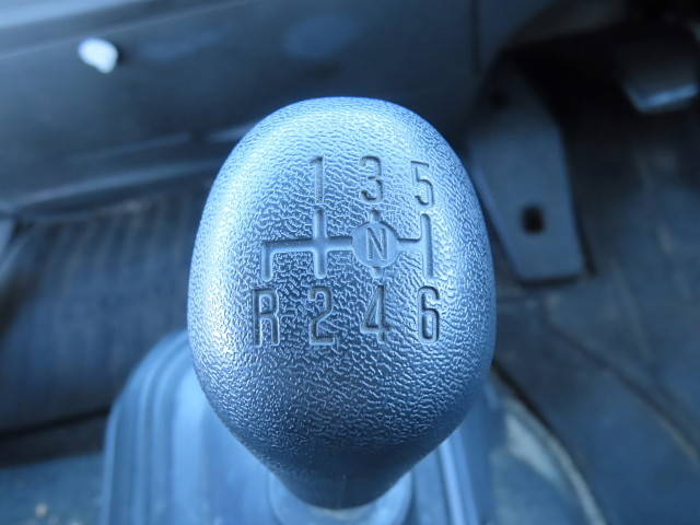 いすゞフォワードアルミウイング中型（4t）[写真24]