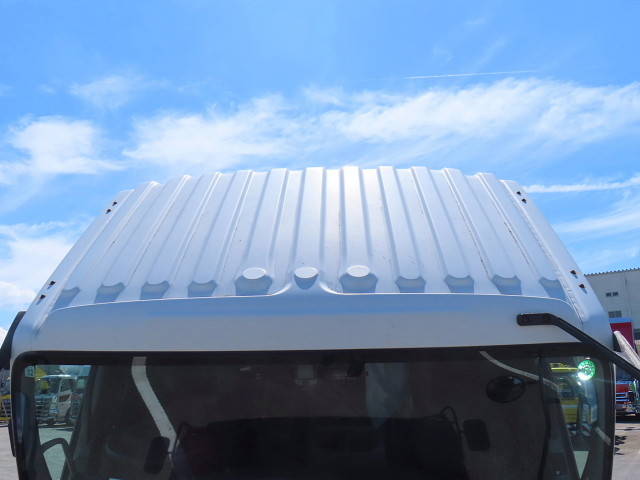 いすゞフォワードアルミウイング中型（4t）[写真36]