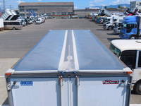 いすゞフォワードアルミウイング中型（4t）[写真08]