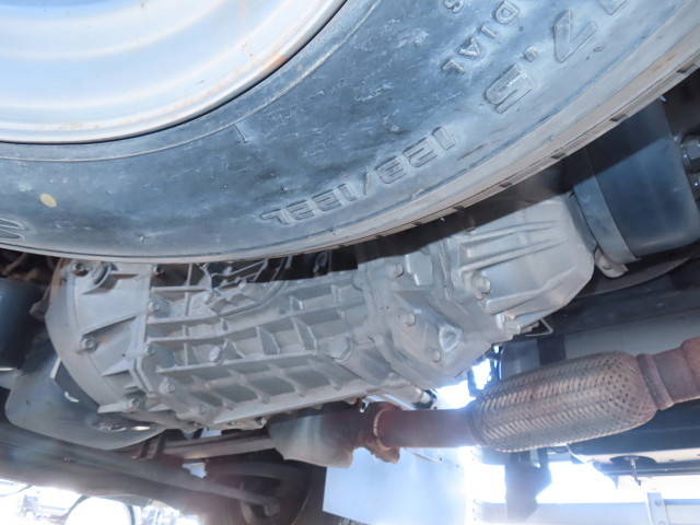 いすゞフォワードアルミウイング中型（4t）[写真08]