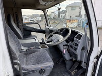 三菱ふそうファイター家畜運搬車中型（4t）[写真19]