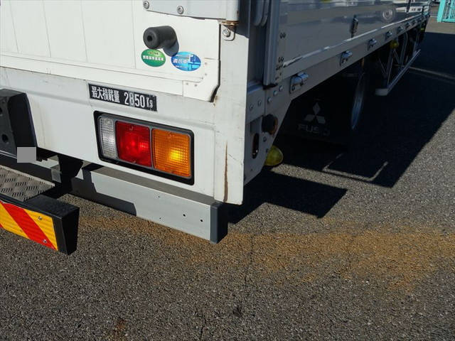 三菱ふそうファイターアルミウイング中型（4t）[写真12]