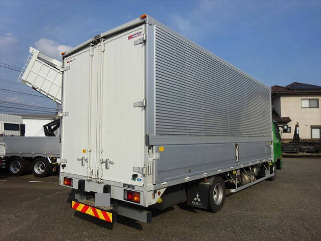 三菱ふそうファイターアルミウイング中型（4t）[写真04]