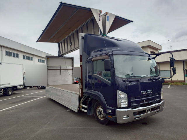 いすゞフォワードアルミウイング中型（4t）[写真01]