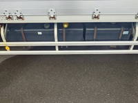 いすゞフォワードアルミウイング中型（4t）[写真11]