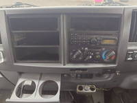 いすゞフォワードアルミウイング中型（4t）[写真18]