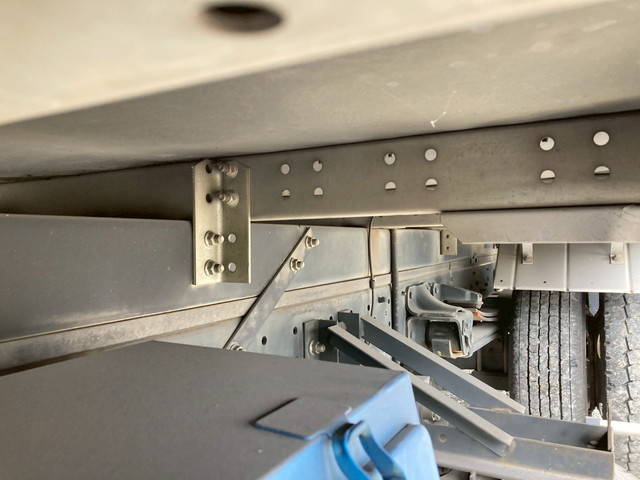 日野デュトロアルミバン小型（2t・3t）[写真34]