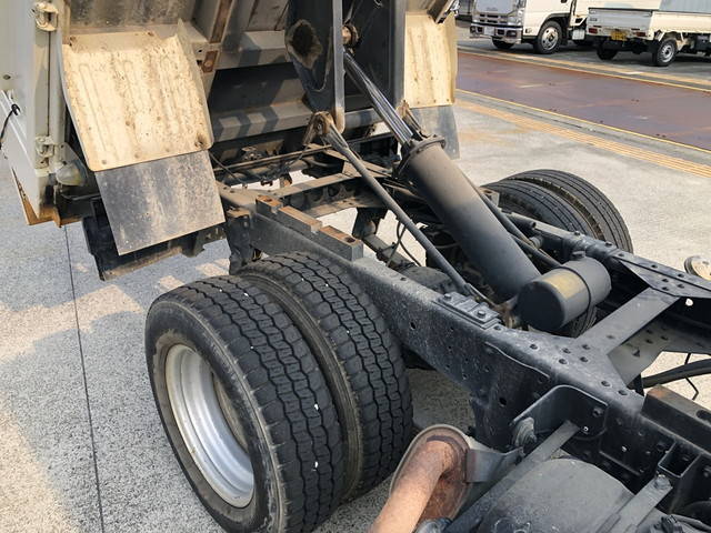 いすゞエルフダンプ小型（2t・3t）[写真23]