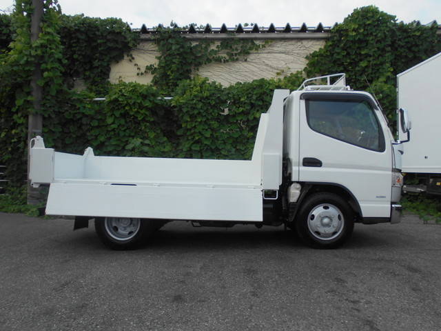 三菱ふそうキャンターダンプ小型（2t・3t）[写真10]