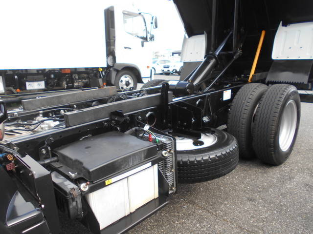 三菱ふそうキャンターダンプ小型（2t・3t）[写真19]