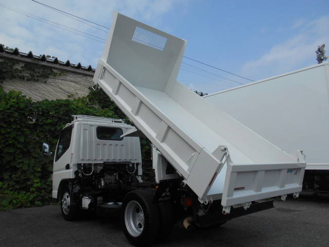 三菱ふそうキャンターダンプ小型（2t・3t）[写真02]