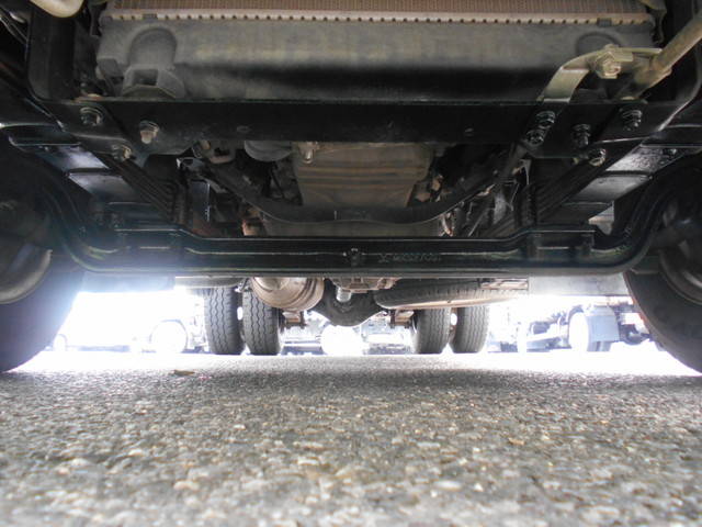 三菱ふそうキャンターダンプ小型（2t・3t）[写真23]