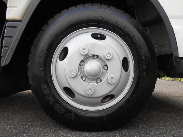 三菱ふそうキャンターダンプ小型（2t・3t）[写真25]