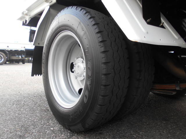 三菱ふそうキャンターダンプ小型（2t・3t）[写真26]