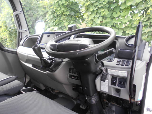 三菱ふそうキャンターダンプ小型（2t・3t）[写真27]