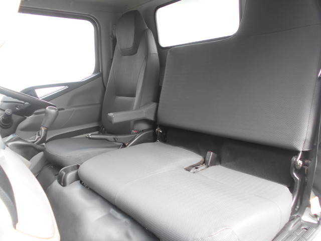 三菱ふそうキャンターダンプ小型（2t・3t）[写真28]