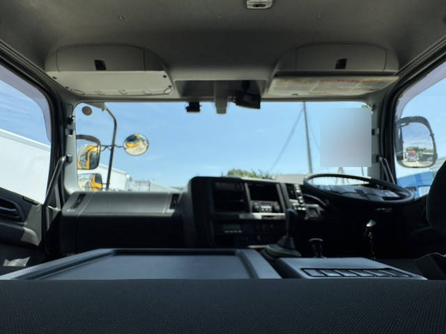 いすゞギガ冷凍車（冷蔵車）大型（10t）[写真13]