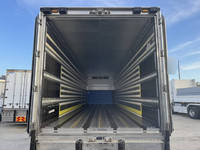 いすゞギガ冷凍車（冷蔵車）大型（10t）[写真23]