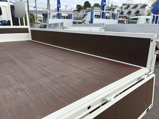 日野デュトロクレーン4段小型（2t・3t）[写真11]