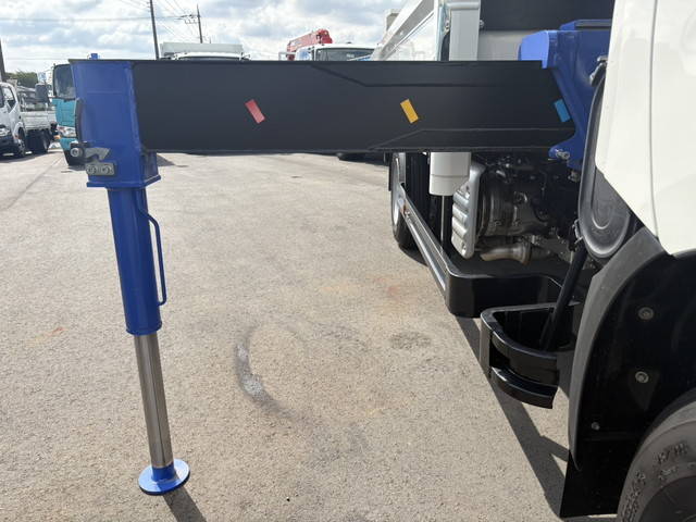 日野デュトロクレーン4段小型（2t・3t）[写真16]