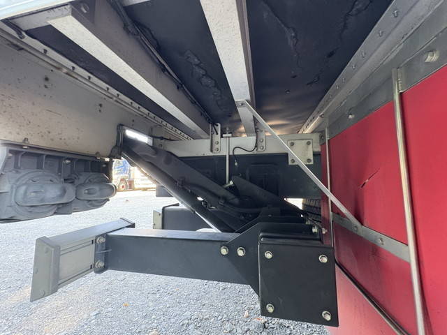 UDトラックスコンドルアルミバン増トン（6t・8t）[写真23]