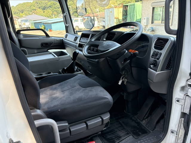 UDトラックスコンドルアルミバン増トン（6t・8t）[写真26]