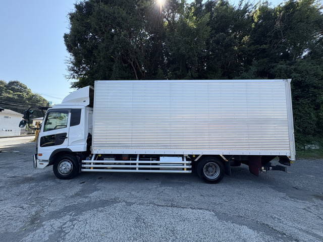 UDトラックスコンドルアルミバン増トン（6t・8t）[写真05]