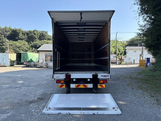 UDトラックスコンドルアルミバン増トン（6t・8t）[写真08]