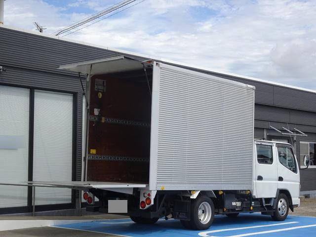 三菱ふそうキャンターダブルキャブ（Wキャブ）小型（2t・3t）[写真10]