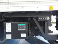 三菱ふそうキャンターダブルキャブ（Wキャブ）小型（2t・3t）[写真18]