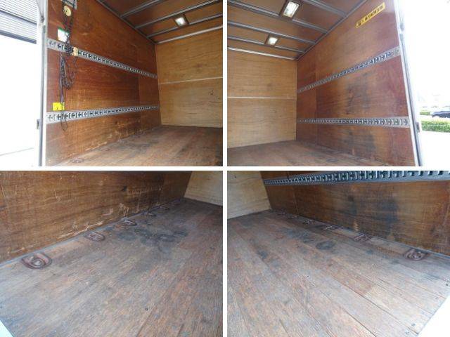 三菱ふそうキャンターダブルキャブ（Wキャブ）小型（2t・3t）[写真20]